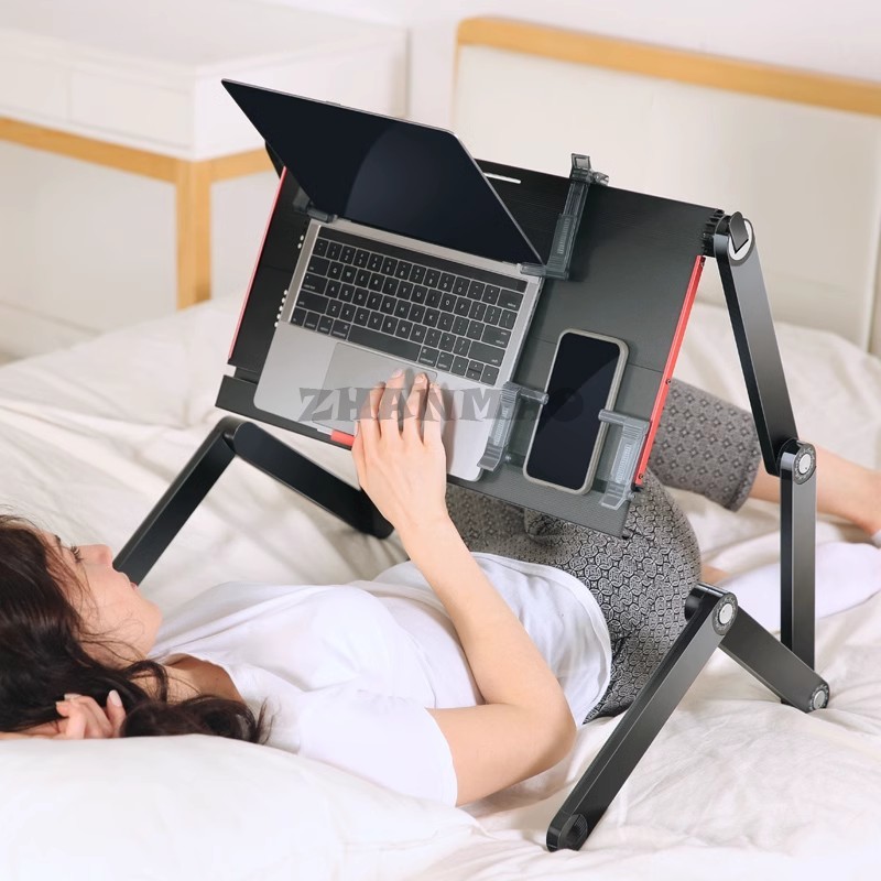Desk Setup Maker - Liggend plat op het bed, laptopbureau,